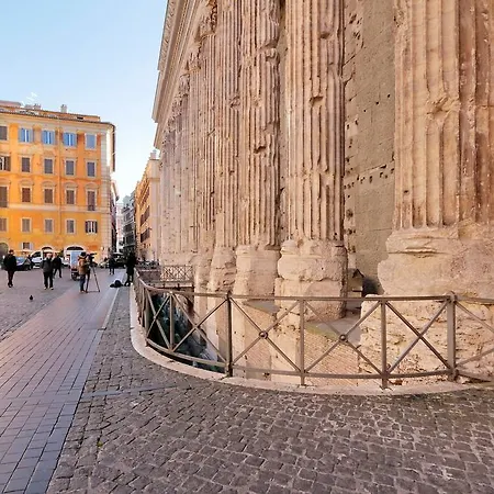 Pantheon Family Romantic Suite Apartment