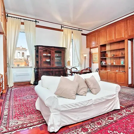 Pantheon Family Romantic Suite Apartment *