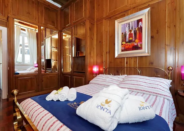 Pantheon Family Romantic アパート ローマ