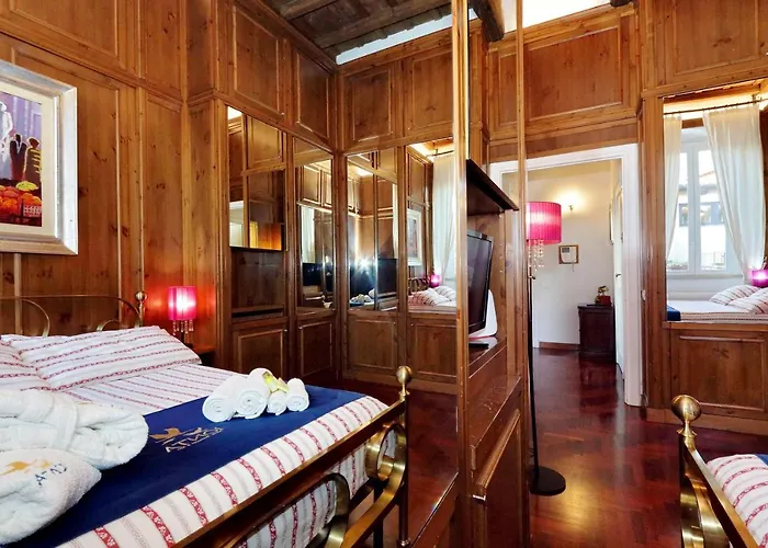 Pantheon Family Romantic アパート